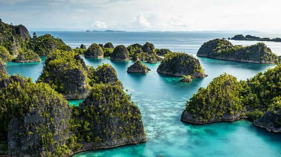 Pesona Kota Senja Kaimana, Papua Barat Indonesia